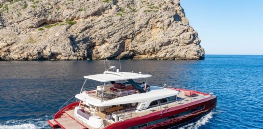 Lagoon Sixty 7 : une Plongée dans le Dernier Catamaran à Moteur de Luxe des Chantiers Lagoon