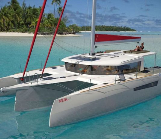 Trimaran vs Catamaran: What are the Differences?