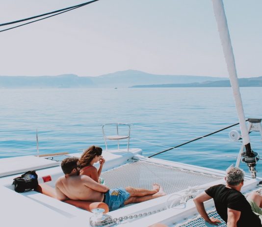 Living on a yacht full time: Our advice