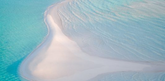 Bahamas Sailing: The Ultimate Guide