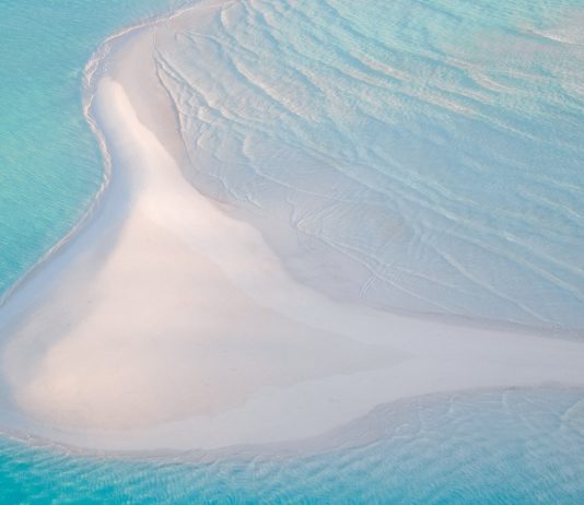 Bahamas Sailing: The Ultimate Guide