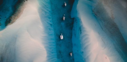 How to sail from Florida to the Bahamas?