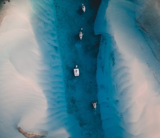 How to sail from Florida to the Bahamas?