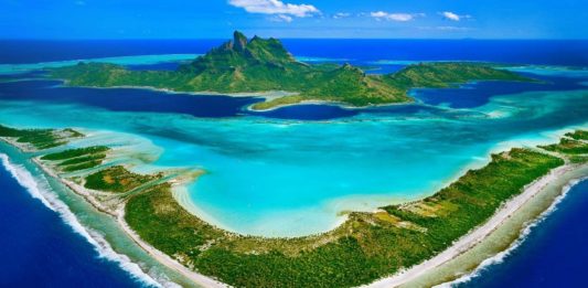 French Polynesia Sailing: The Yacht charter Guide