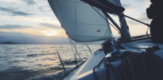 Sailing Upwind and Downwind – the Differences A sailing yacht