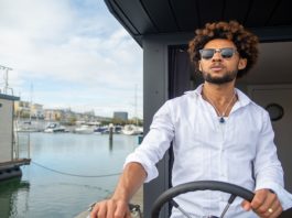 5 Best Polarized Sunglasses for Sailing on a Yacht