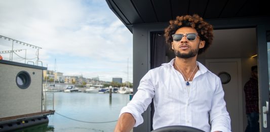 5 Best Polarized Sunglasses for Sailing on a Yacht