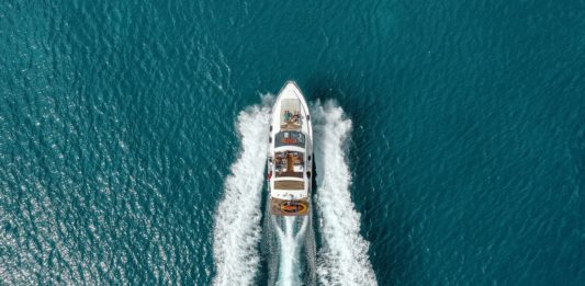 Combien Coûte (Réellement) un Yacht ?