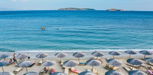 10 Beach Clubs on the French Riviera you Must Try