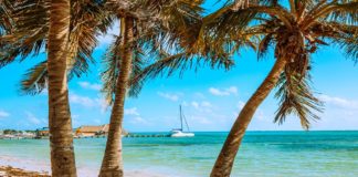 Sailing in Belize: Why it Should (Really) be on your Bucket List