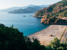 Corsica vs Sardinia: which one is for you?