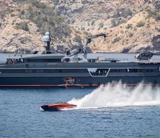 Super Yacht 66-Meter Catamaran “Hodor” : A Toy Box
