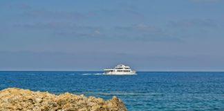 6 Great Motoryachts Just Under 100 Feet to Consider