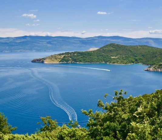 Le Yachting aux Grenadines : Résilience et Reconstruction après l’Ouragan Beryl Yacht charter Grenadines