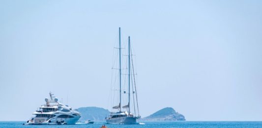Sailing vs. Motor Yachts: Choosing Your First Charter