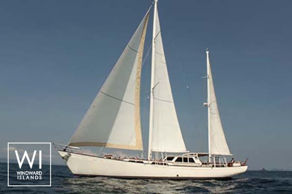 Ketch 25M Colvin Exterior 1