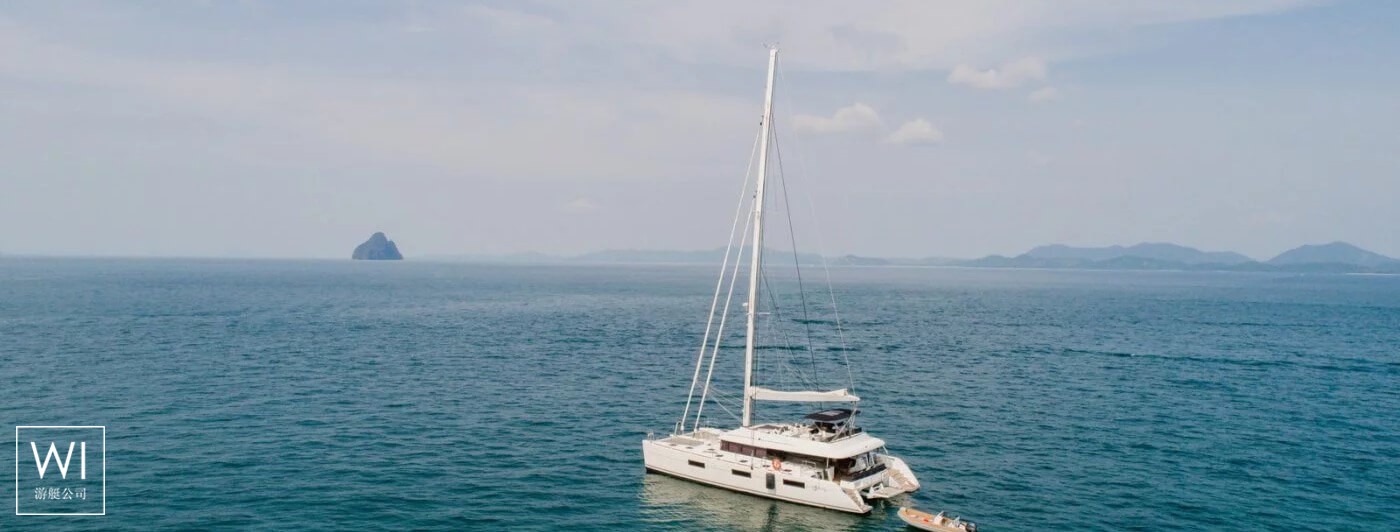 Six Degrees  Lagoon Catamaran Lagoon 620 Exterior 1