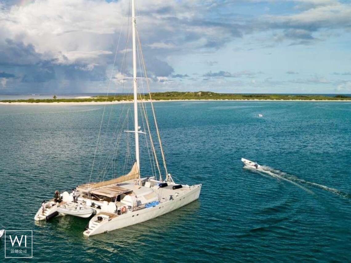 LONESTAR    Catamaran 85 Exterior 1