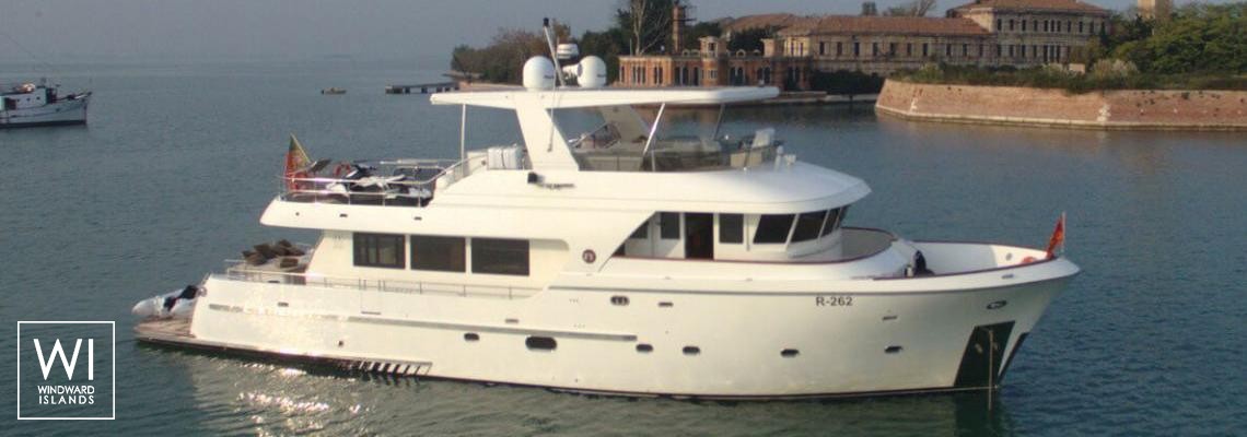 My way   Motoryacht 23M Exterior 1