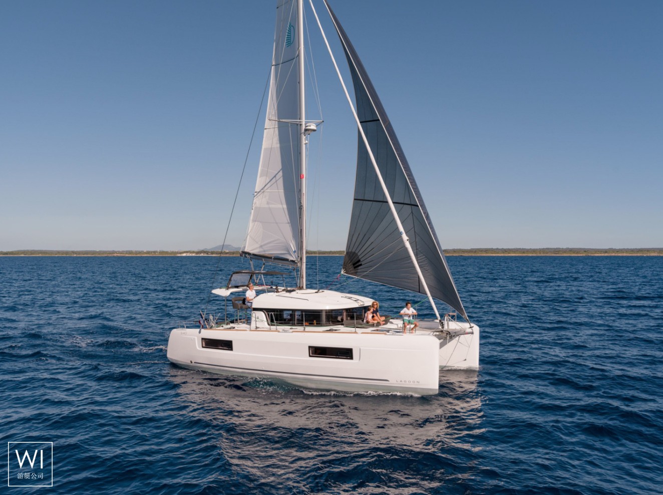 Lagoon 40 charter 