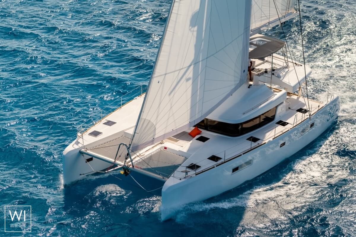 Summertime  Lagoon Catamaran Lagoon 52 Exterior 1