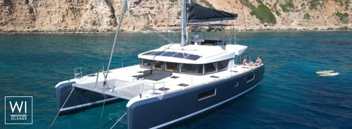 GOA 10  Lagoon Catamaran Lagoon 52 Exterior 1