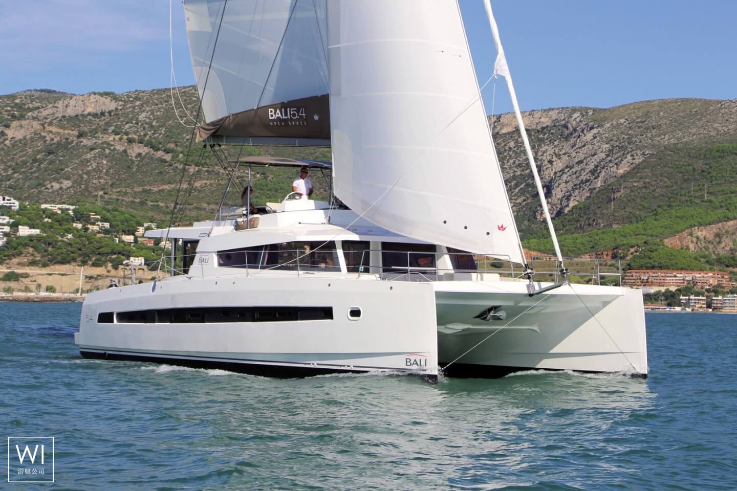 Virginia  Catana Catamaran Bali 5.4 Exterior 1