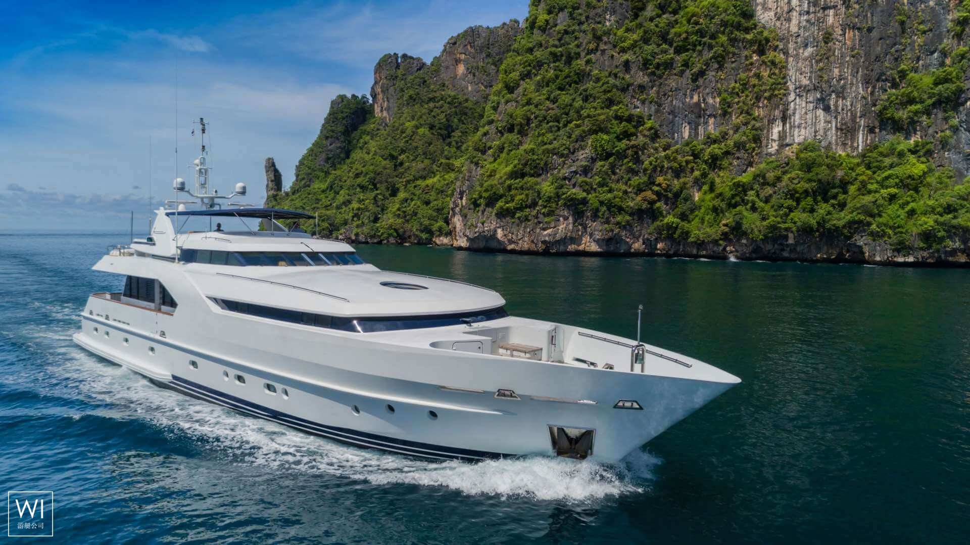 XANADU of LONDON  Moonen 34m Yacht Exterior 1