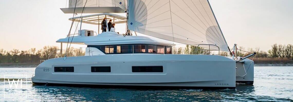 Lagoon 55 catamaran Charter