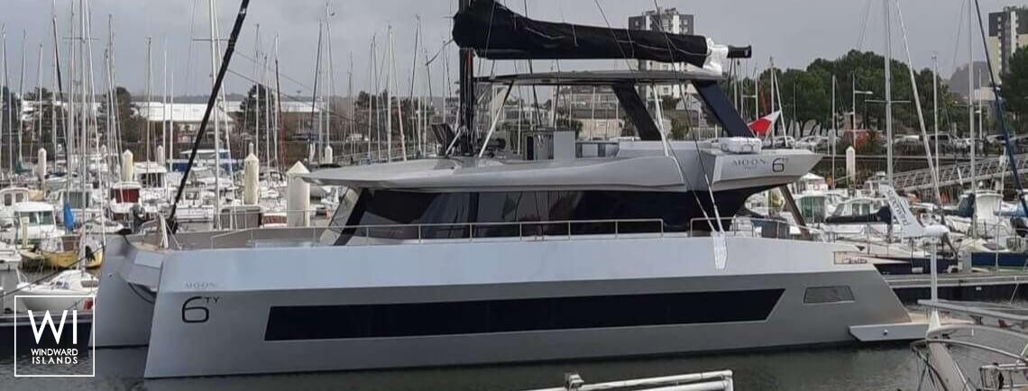 Moon Shadow (ex MISTRAL )  Catamaran 60 Exterior 1