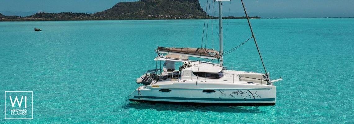 Mahe 36 Fountaine Pajot Exterior 1