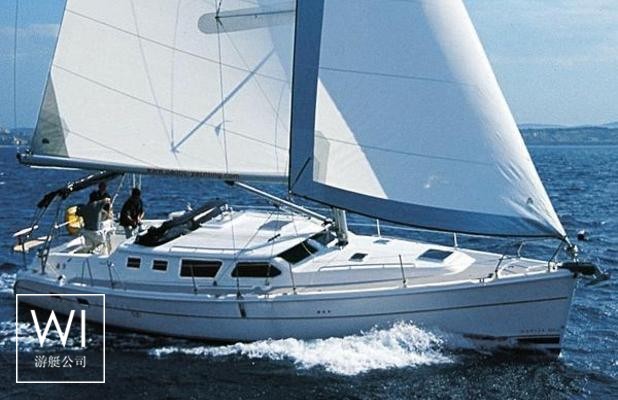 Hunter 44DS Hunter Yachts Exterior 1