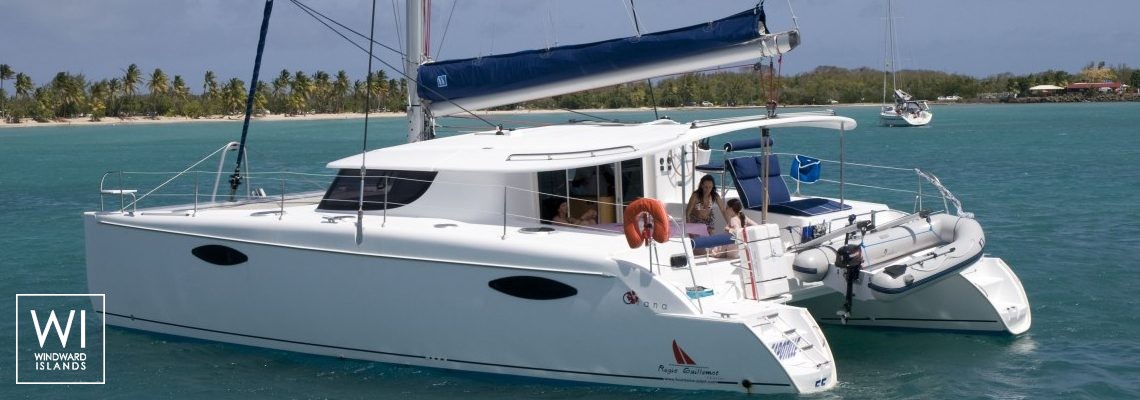 Orana 44 Fountaine Pajot Exterior 1