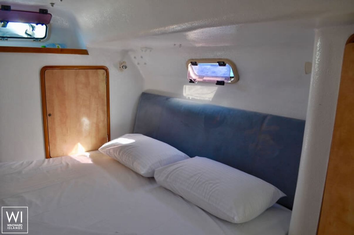 KINGFISH  Knysna Catamaran Knysna 440 Interior 7