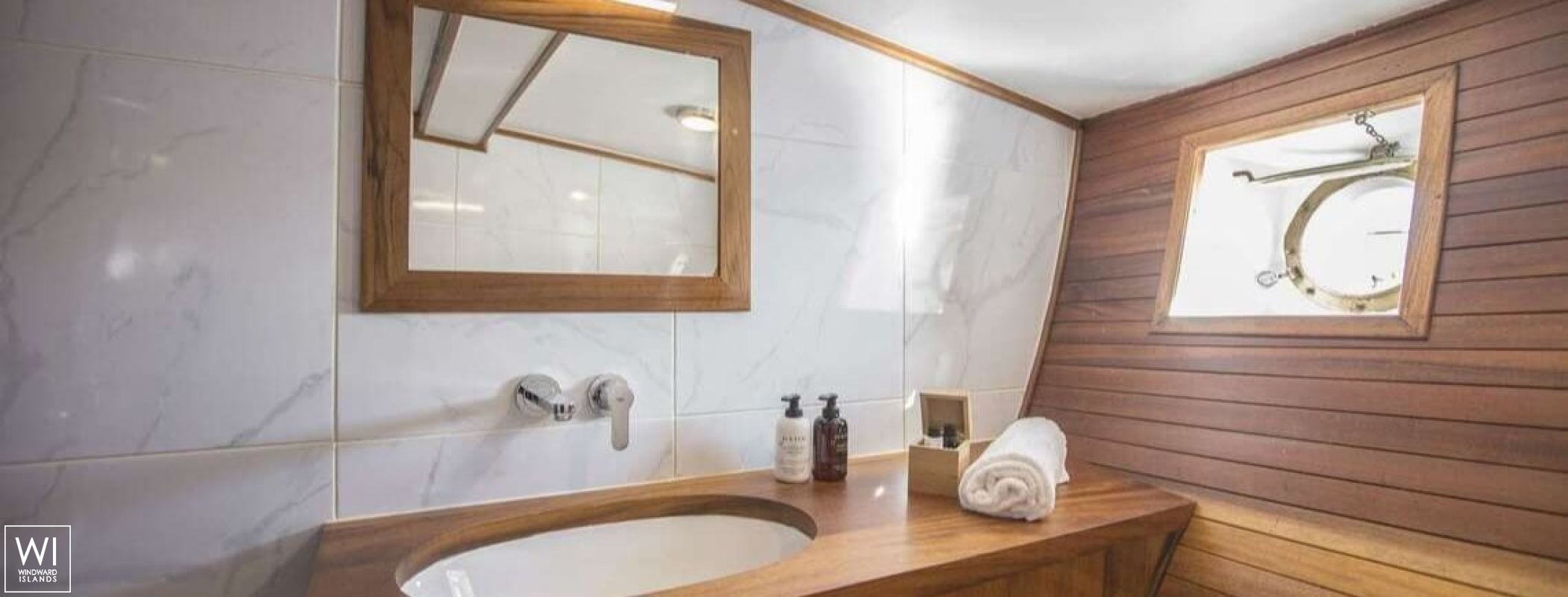 COSMOS  Turkish Gulet Gulet RSI 24M Interior 14