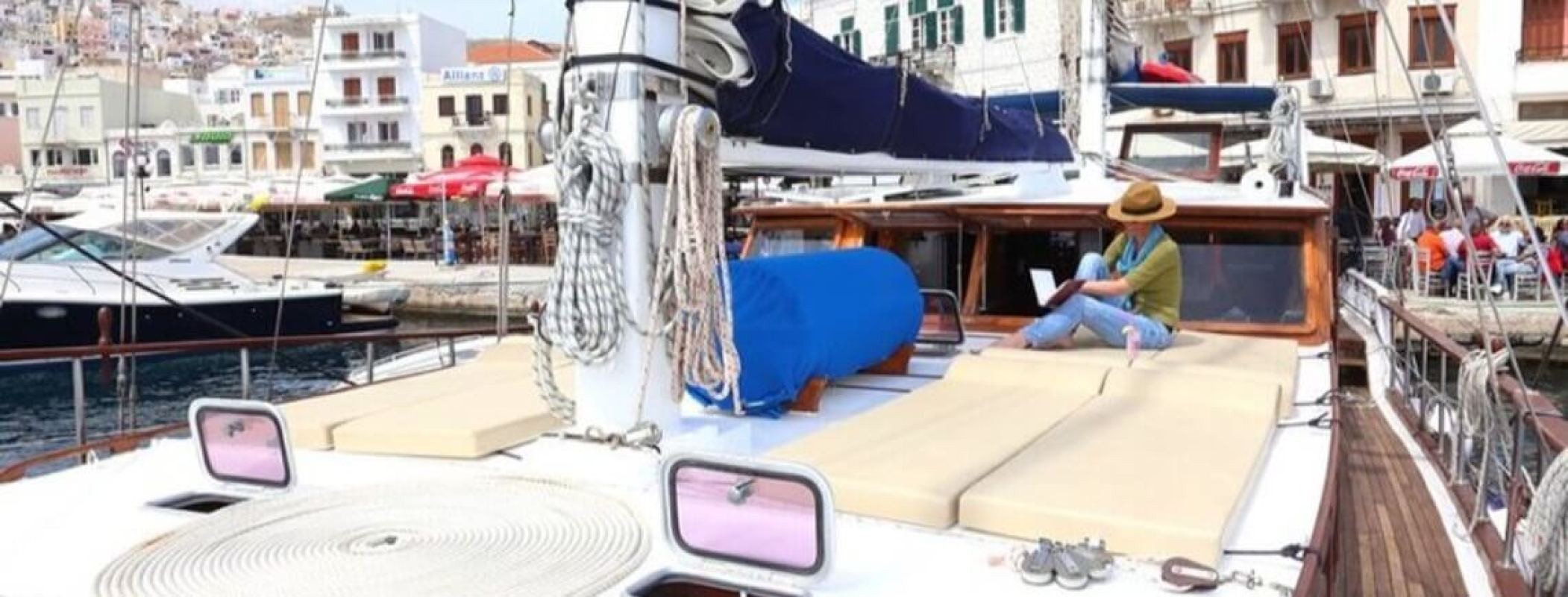 ANATOLIE   Ketch  20M Exterior 1