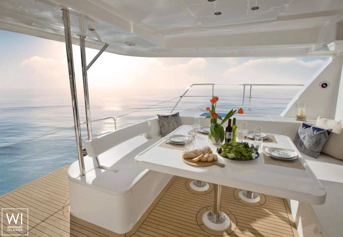 Black Swan  Robertson & Caines Leopard  4800 Interior 15