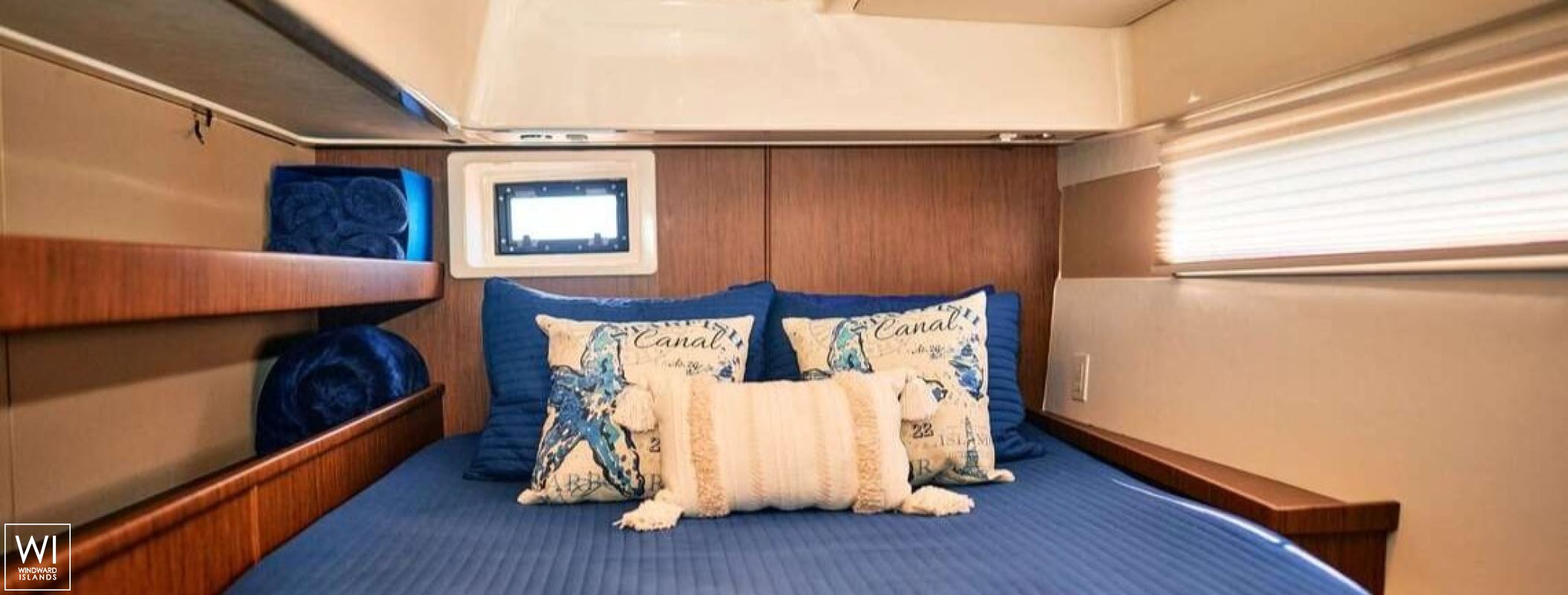 Second Star  Robertson & Caines Leopard  4800 Interior 17