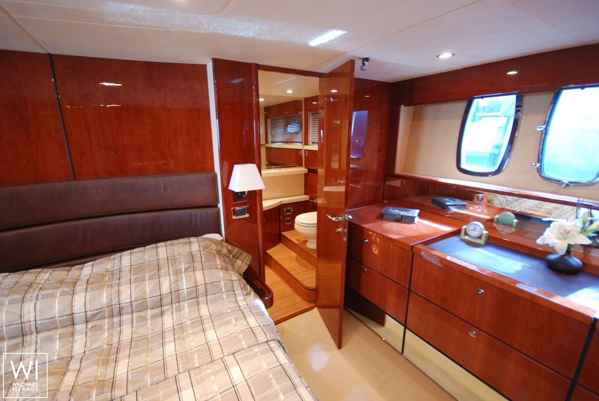 Squadron 68 Fairline Interior 4