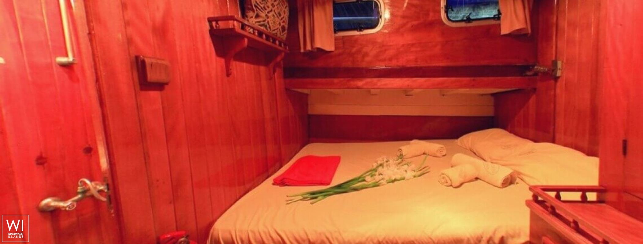 Kapetan-Kosmas  Turkish Gulet Gulet DDI 27M Interior 14