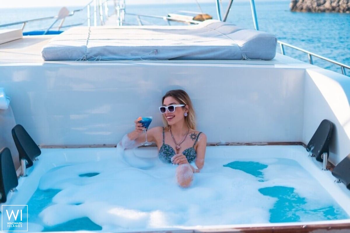 Queen of RTT  Turkish Gulet Gulet DEL 32M Exterior 16