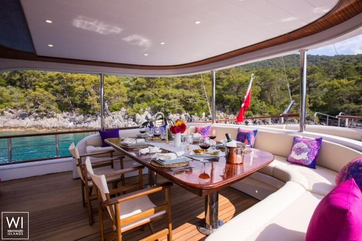 Queen of RTT  Turkish Gulet Gulet DEL 32M Exterior 6