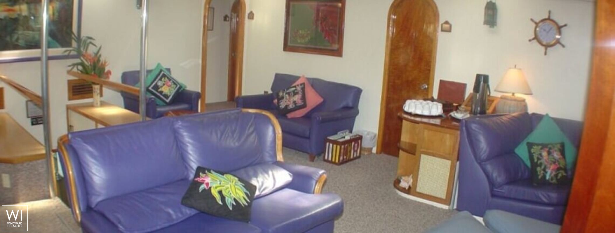 CUAN LAW   Trimaran 32M Interior 16