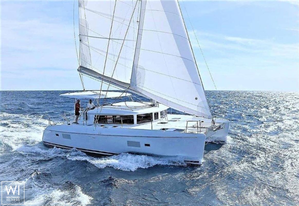 Lagoon 420 Lagoon Catamaran Exterior 1