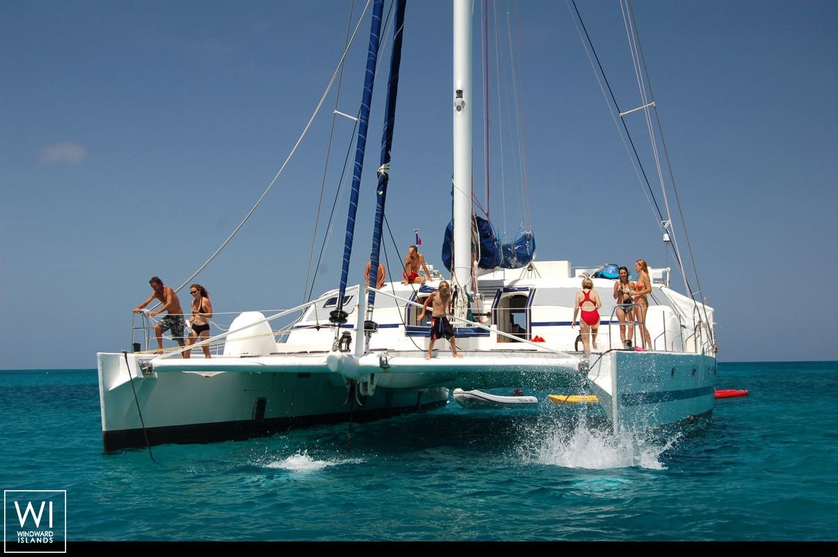 Poncin 82 Catana Catamaran Exterior 2