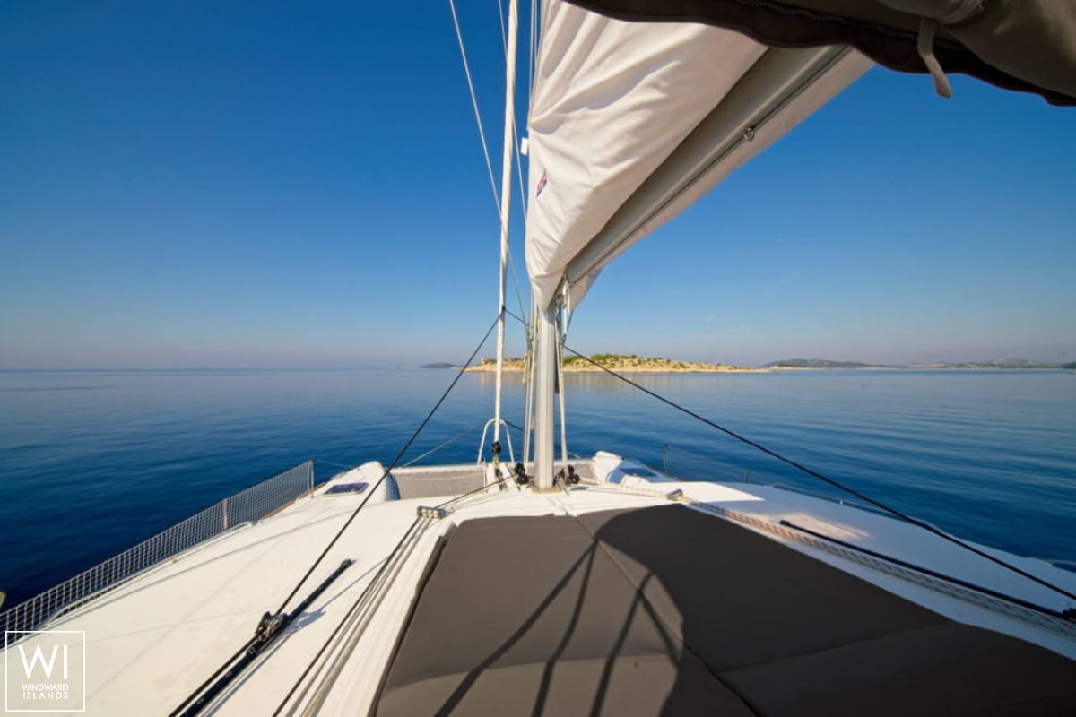 BAHARI   Lagoon Catamaran Lagoon 450 Exterior 1