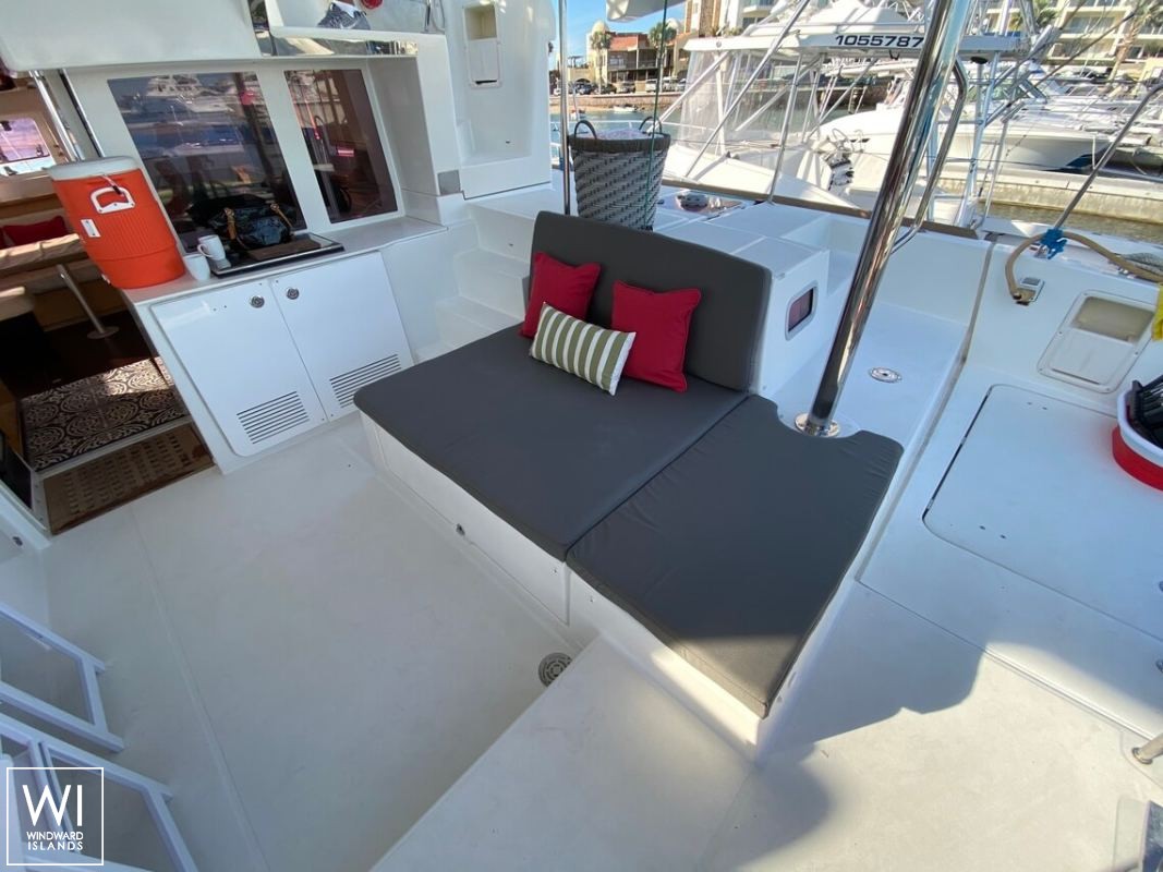 BAHARI   Lagoon Catamaran Lagoon 450 Exterior 1