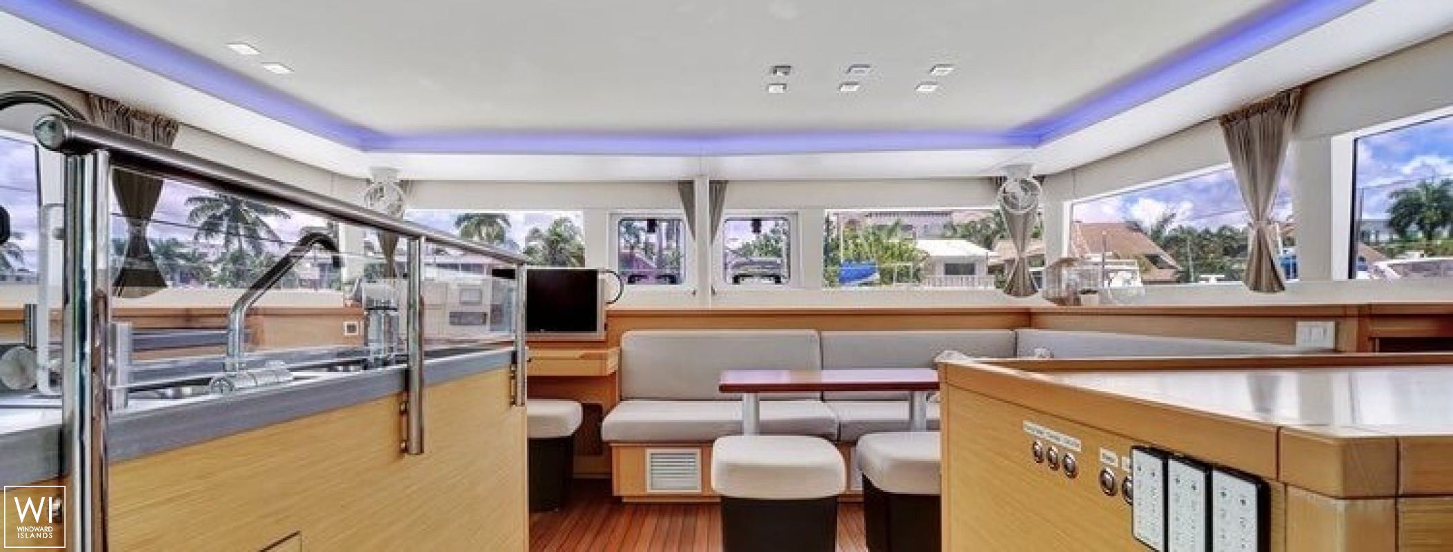 AMARI  Lagoon Catamaran Lagoon 450 Interior 23