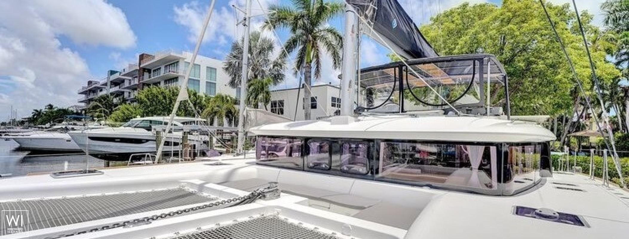 AMARI  Lagoon Catamaran Lagoon 450 Exterior 3