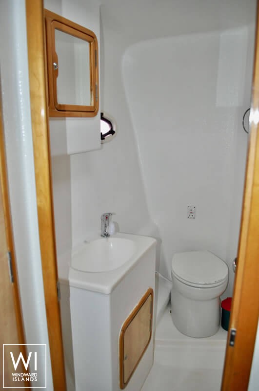 SAILFISH  Knysna Catamaran Knysna 480 Interior 13